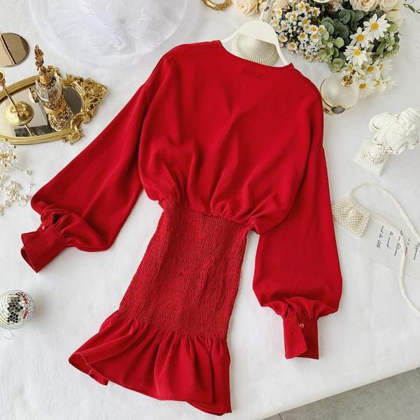 Rochie de dama model nou cu decolteu in V in rosu, negru si alb