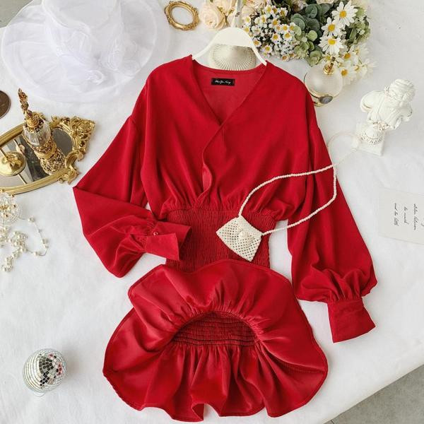 Rochie de dama model nou cu decolteu in V in rosu, negru si alb