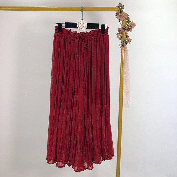 Pantaloni largi plisați de culoare visiniu