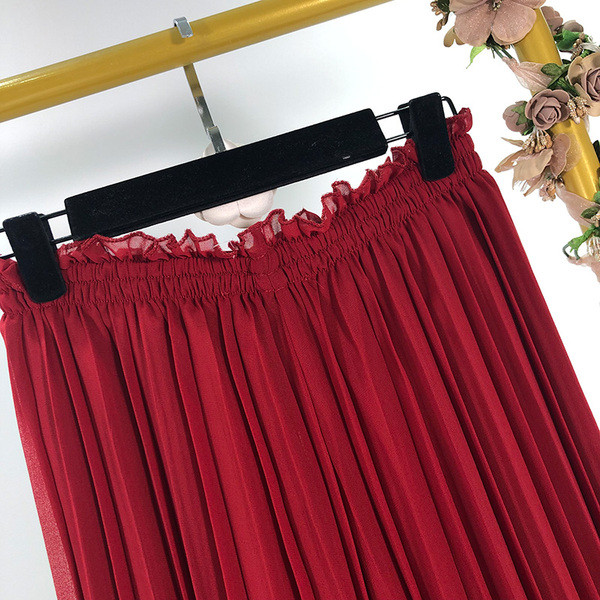 Pantaloni largi plisați de culoare visiniu