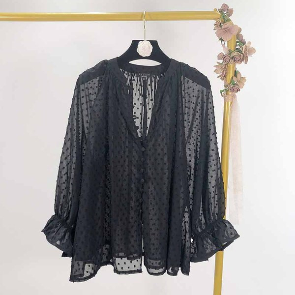 Cămașă de damă elegantă din tul de culoare neagră