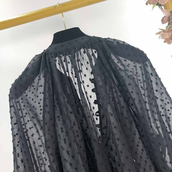 Cămașă de damă elegantă din tul de culoare neagră