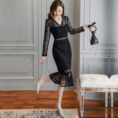 Elegáns női csipkeruha fehér és fekete színben