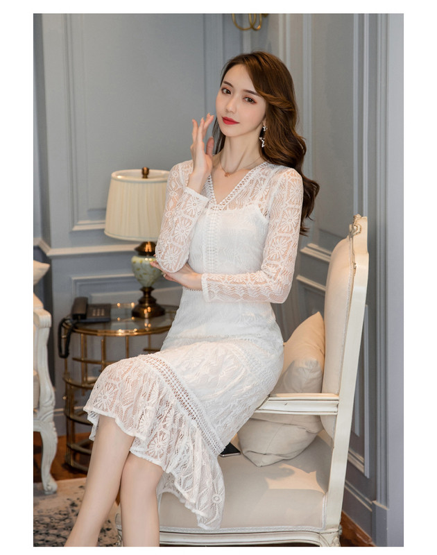 Elegáns női csipkeruha fehér és fekete színben