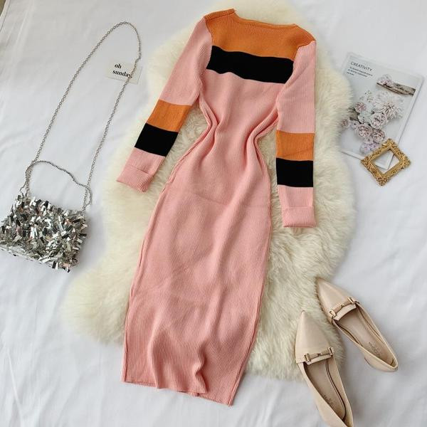 Kötött női ruha Karcsú, hosszú ujjú modell több színben