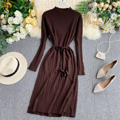 Alkalmi női kötött ruha derékkötővel több színben