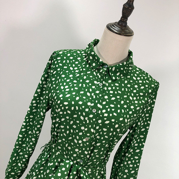 Rochie de dama lunga cu cravate in talie de culoare verde