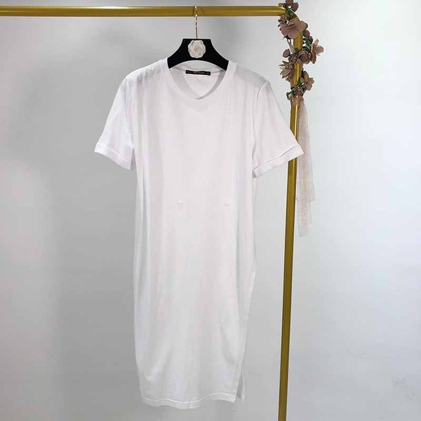 Rochie lungă de damă cu mâneci scurte de culoare albă