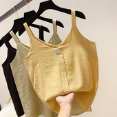 Női felső V-nyakkal és gombbal