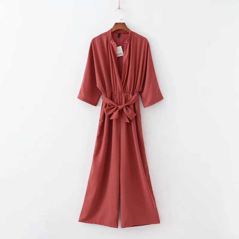 Salopeta de dama cu centura in talie in rosu