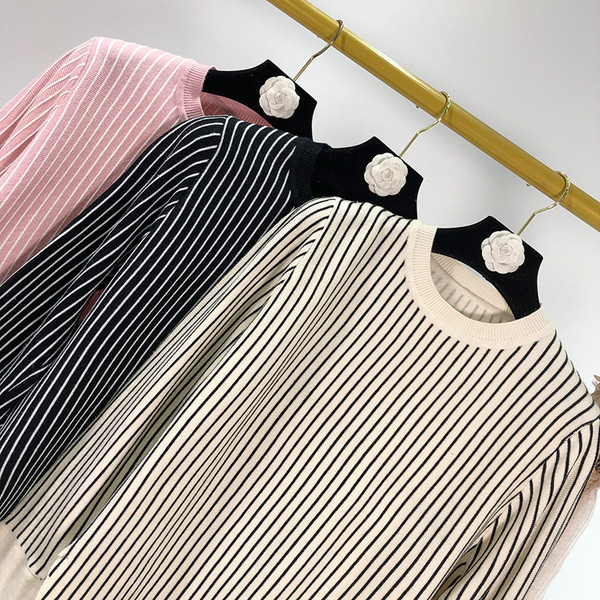 Női csíkos pulóver három színben