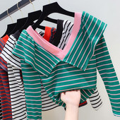 Bluză de damă actuală cu decolteu în V