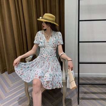 Női modern rövid ruha virágmintával