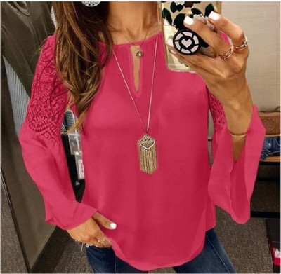 Alkalmi női blúz csipkével és O-nyakkal több színben