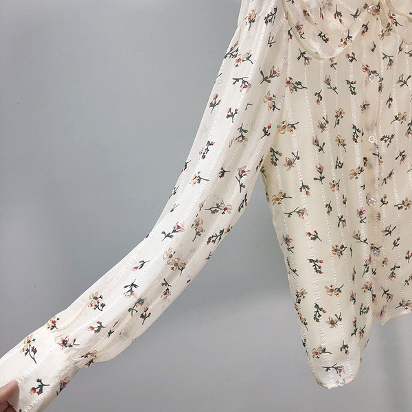 Cămașă de damă cu mâneci lungi cu model alb și floral