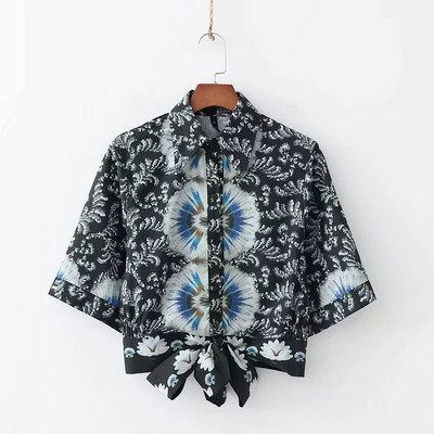 Cămașă de damă cu aplicație - model scurt