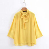 Bluză de damă cu mâneci lotus de culoare galbenă