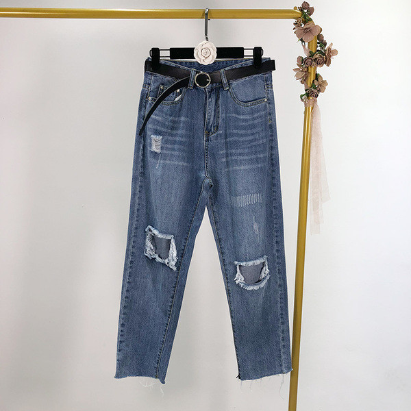 Blugi de dama cu curea si motiv rupt - model larg