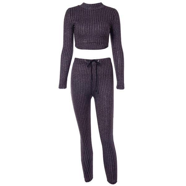 Női modern szett fekete színben hosszú nadrágból és blúzból