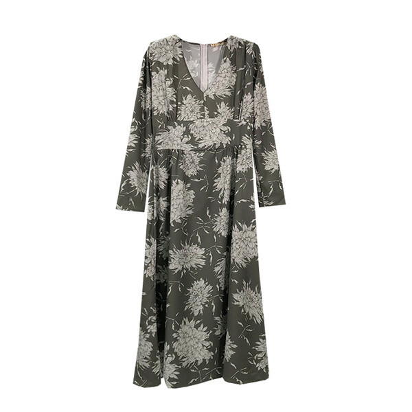 Rochie de dama cu decolteu in V si maneci lungi - model decupat