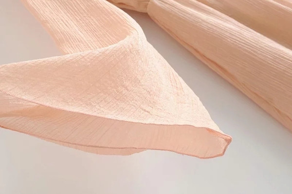 Salopeta de dama cu maneci lungi de culoare roz