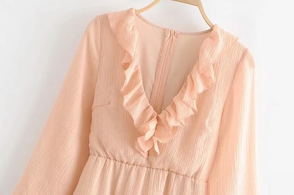 Salopeta de dama cu maneci lungi de culoare roz