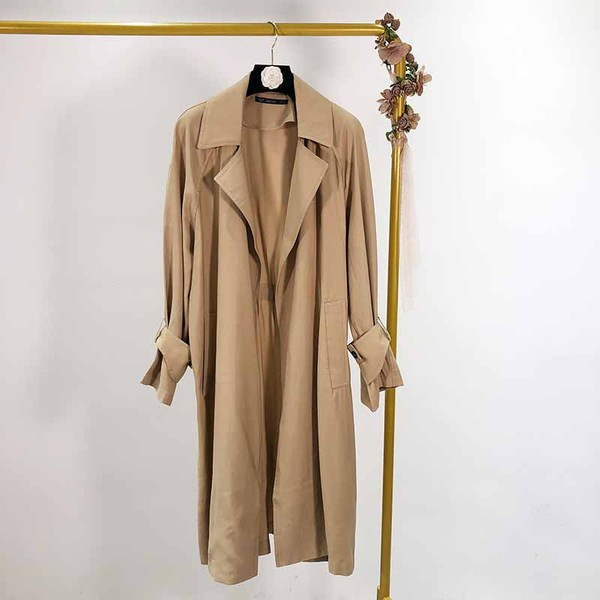 Jachetă subțire de primăvară-toamnă de culoare maro