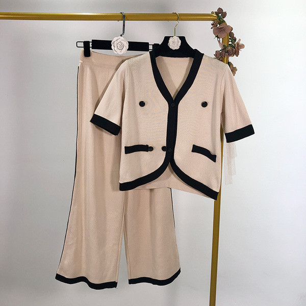 Vékony kötés női szett - blúz és hosszú nadrág