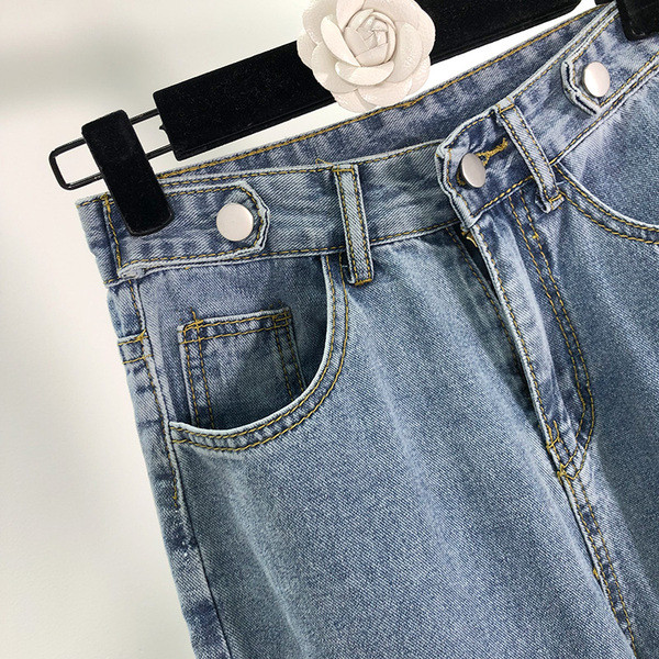 Női farmer széles modell kék színben