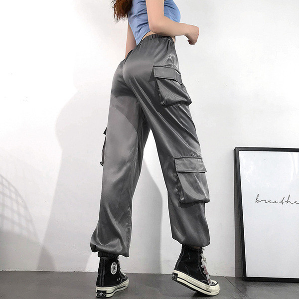 Szürke színű modern női nadrág gumis derékkal