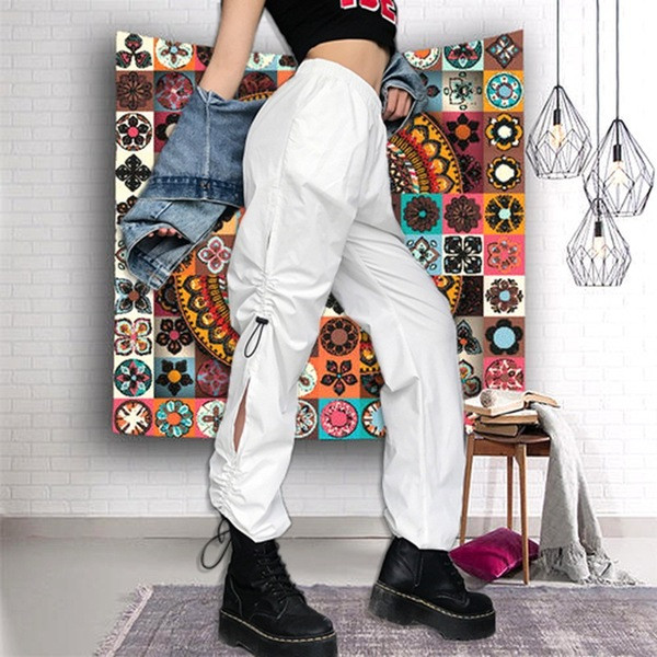 Modern női nadrág magas derékkal, fehér színben