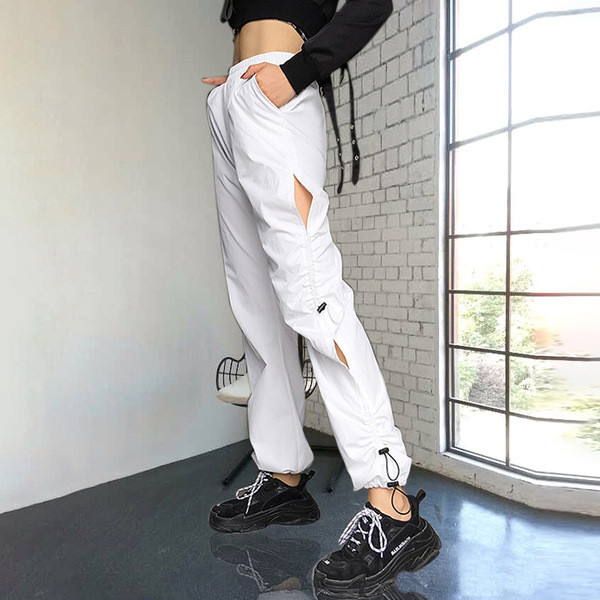 Modern női nadrág magas derékkal, fehér színben