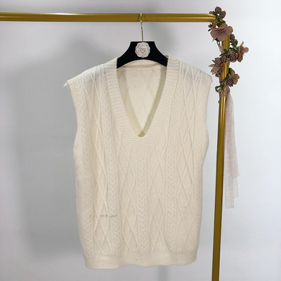 Női kötött mellény három színben