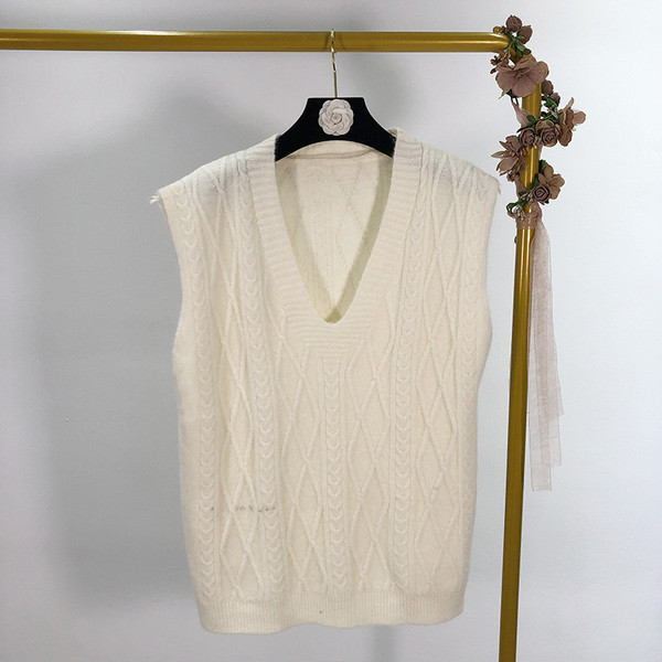 Női kötött mellény három színben