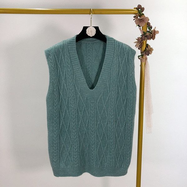 Női kötött mellény három színben