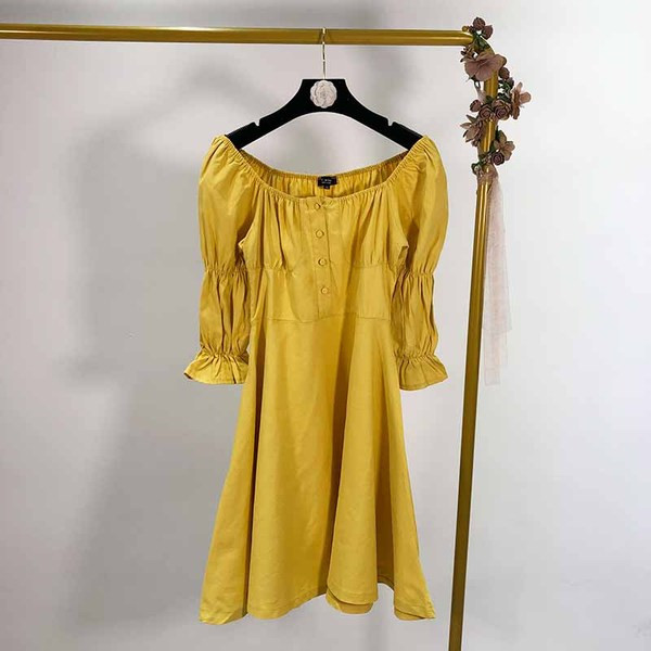 Rochie de dama cu umerii goi si maneci 3/4