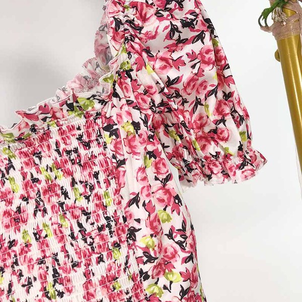 Bluza scurta de dama cu model floral si umerii goi