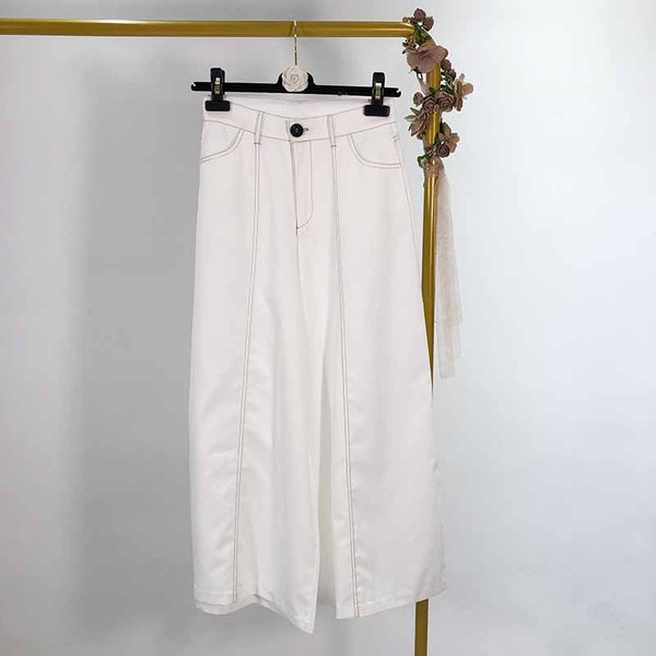 Jelenlegi női nadrág magas derékkal - széles modell