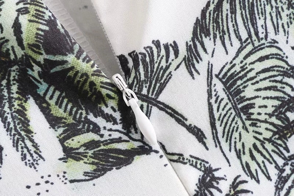 Rochie de dama cu maneca scurta si aplicatie