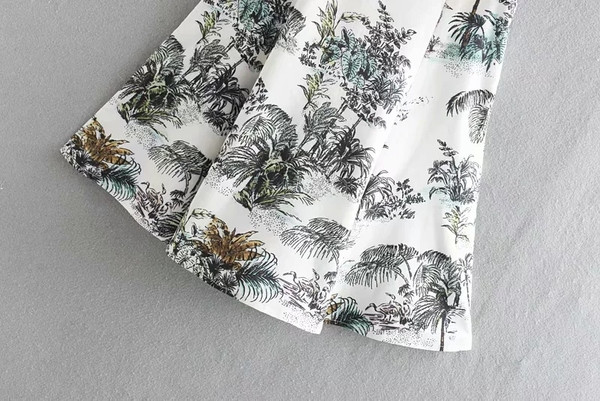 Rochie de dama cu maneca scurta si aplicatie