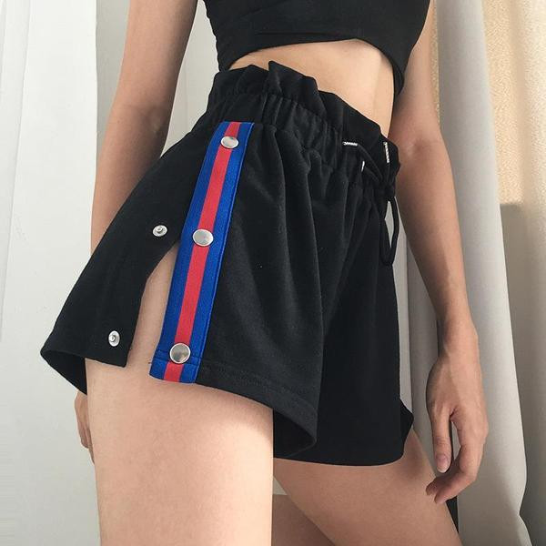 Modern női rövidnadrág elasztikus derékkal