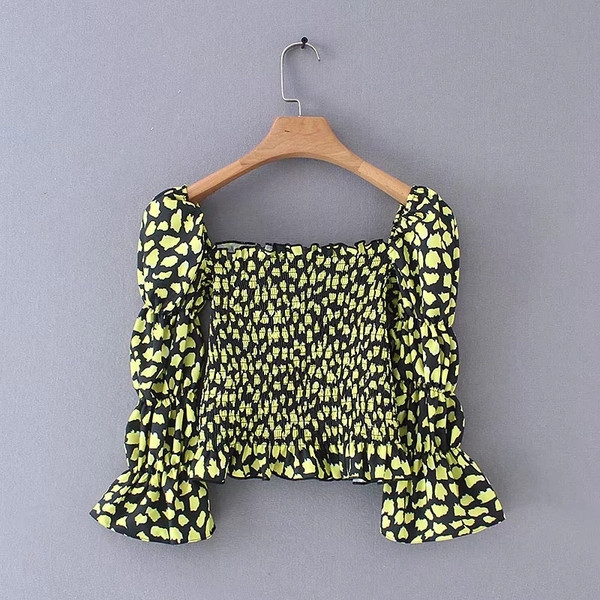 Bluză de damă colorată cu mâneci lungi