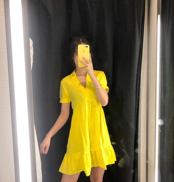 Női alkalmi ruha rövid ujjal, sárga színben