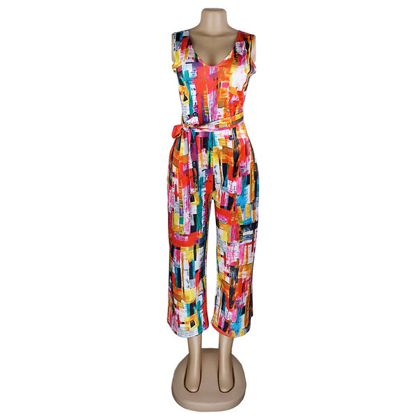 Színes női hosszú overall mély nyakkivágással és széles pántokkal