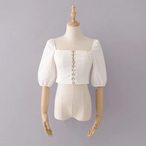 Női modern rövid fehér blúz