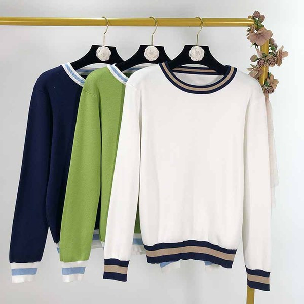 Női pulóver három színben, színes gumiszalaggal