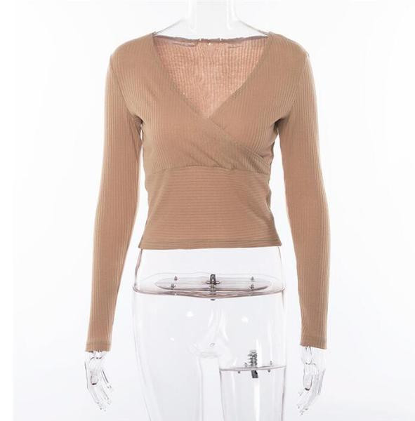 Stílusos női blúz mély nyakkivágással, három színben