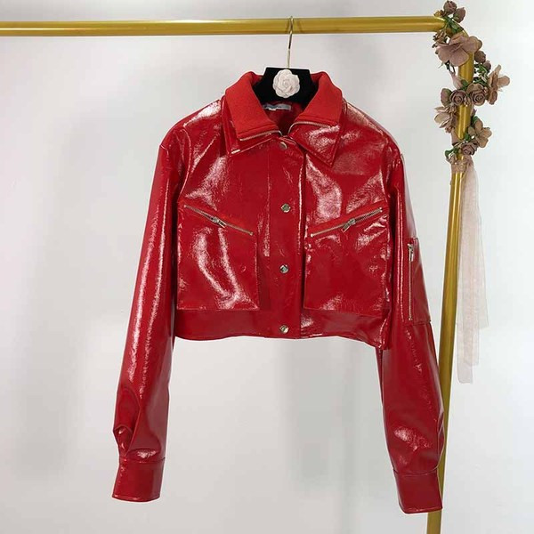 Дамско късо яке от еко кожа в червен цвят