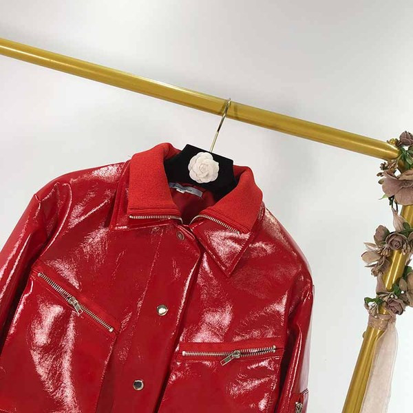 Дамско късо яке от еко кожа в червен цвят