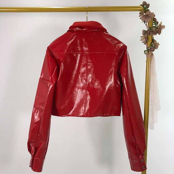 Дамско късо яке от еко кожа в червен цвят